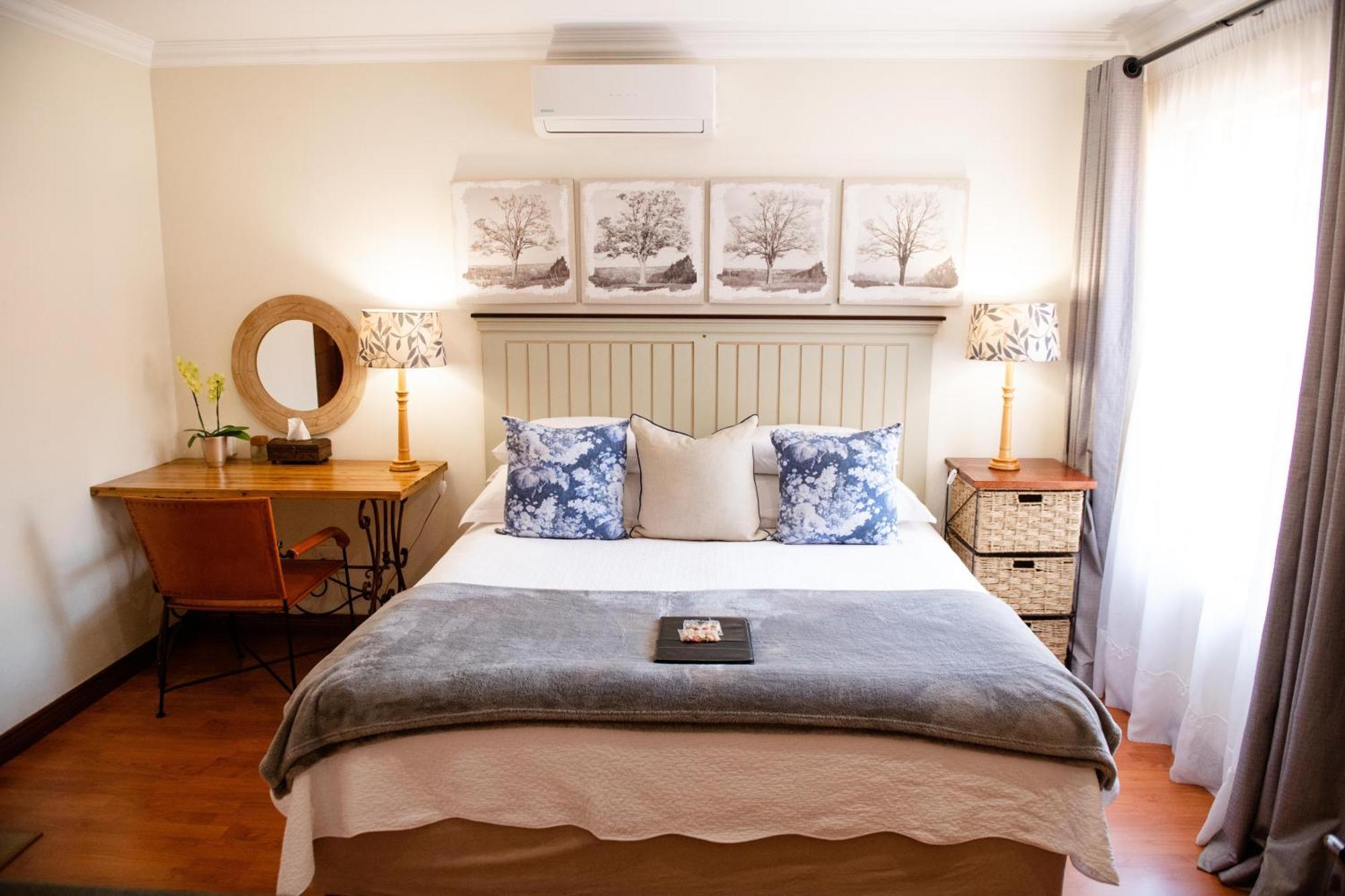 37 On Charles Hotel Pretoria-Noord Buitenkant foto